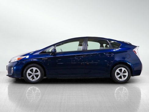 Used 2013 Toyota Prius Two image 2