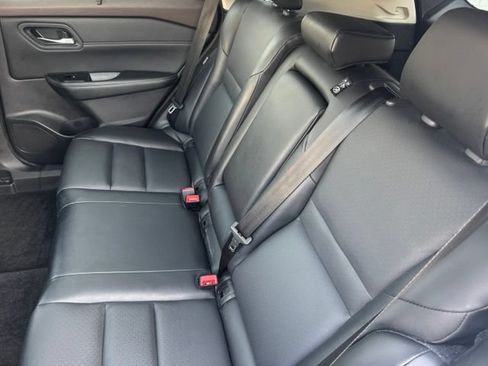 Used 2023 Nissan Rogue SV w/ SV Premium Package AWD/4WD image 8