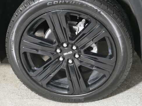 Used 2025 GMC Acadia Elevation w/ Elevation Premium Package image 15