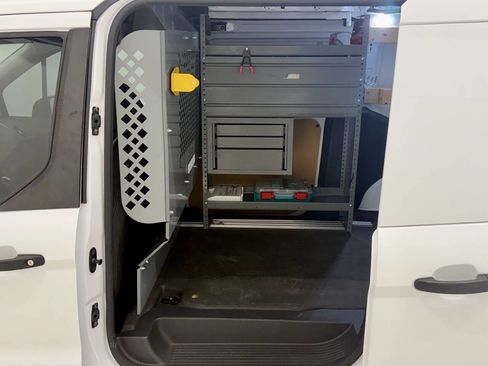 Used 2018 Ford Transit Connect XL image 13