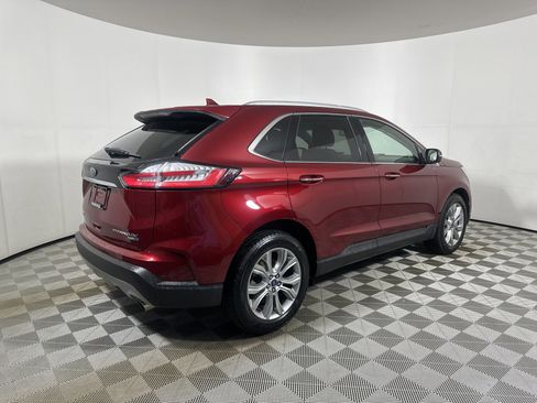 Used 2019 Ford Edge Titanium w/ Cold Weather Package AWD/4WD image 7