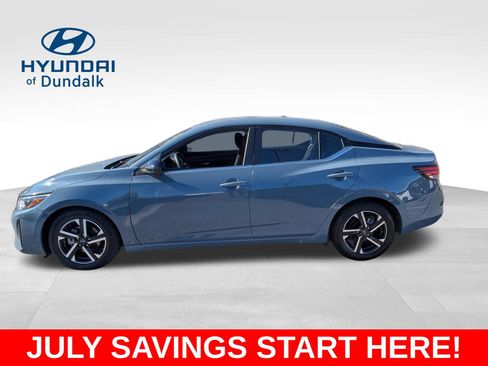 Used 2024 Nissan Sentra SV FWD image 2