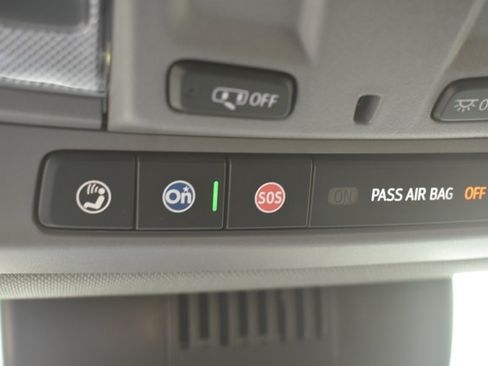 New 2026 Chevrolet Silverado 1500 Custom Trail Boss w/ LPO, Dark Essentials Package AWD/4WD image 31
