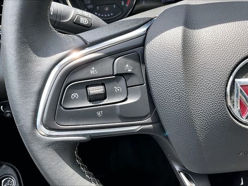 Used 2023 Buick Encore GX Select w/ Sport Touring Package FWD image 22