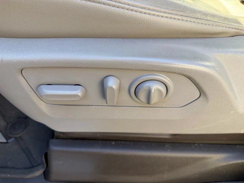 Used 2019 Chevrolet Silverado 1500 RST AWD/4WD image 25