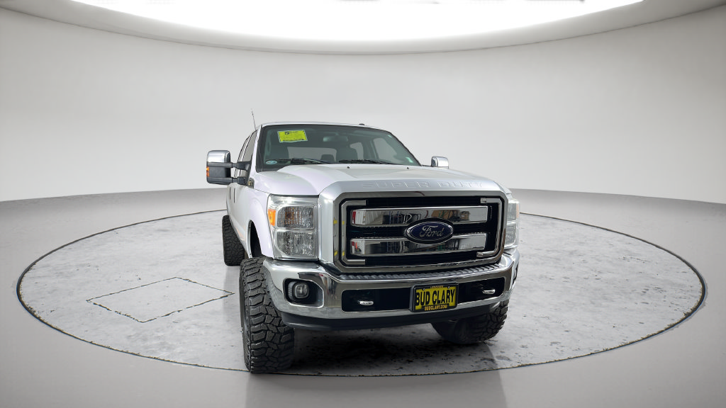 Used 2016 Ford F250 XLT w/ XLT Premium Package AWD/4WD image 4