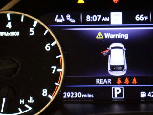 Used 2023 Nissan Murano SL w/ Cargo Package image 5