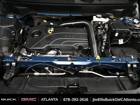 Used 2024 GMC Terrain SLE image 32