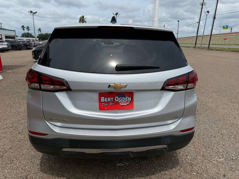 Used 2022 Chevrolet Equinox LT FWD image 4