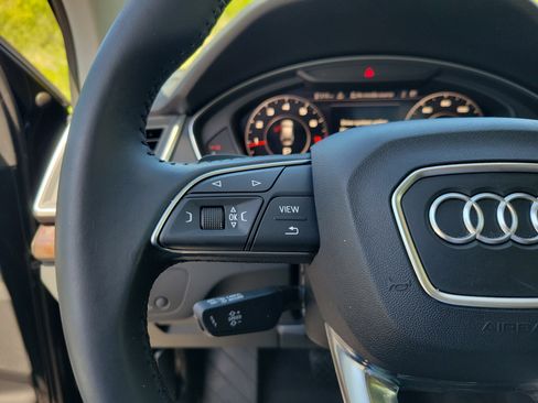 Used 2020 Audi Q5 Premium Plus w/ Premium Plus Package image 29