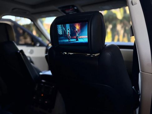 Used 2014 Land Rover Range Rover Supercharged image 24