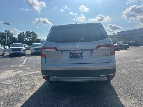 Used 2019 Honda Pilot Touring image 4