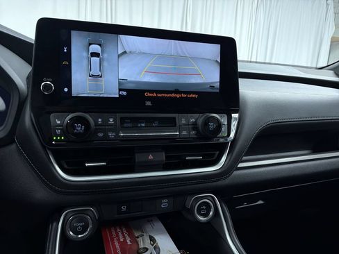 Certified 2025 Toyota Grand Highlander AWD Hybrid image 24