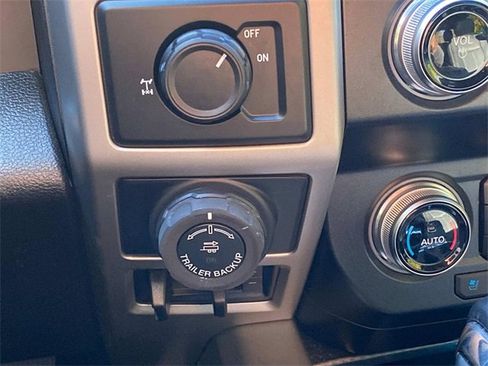 Used 2020 Ford F150 Lariat w/ Equipment Group 502A Luxury image 29