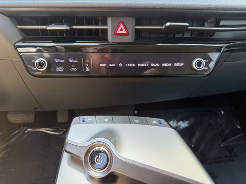 Used 2024 Kia EV6 Wind w/ Wind Technology Package RWD image 26