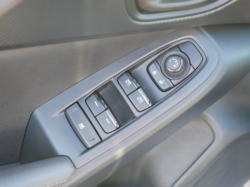 Certified 2025 Subaru Crosstrek 2.0i Premium image 23