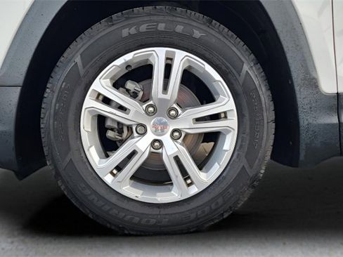 Used 2019 GMC Terrain SLE image 10