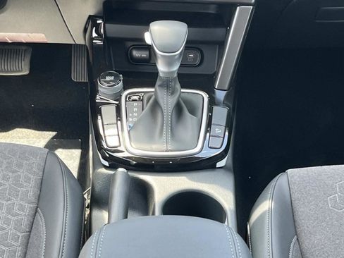New 2026 Kia Seltos S FWD image 13