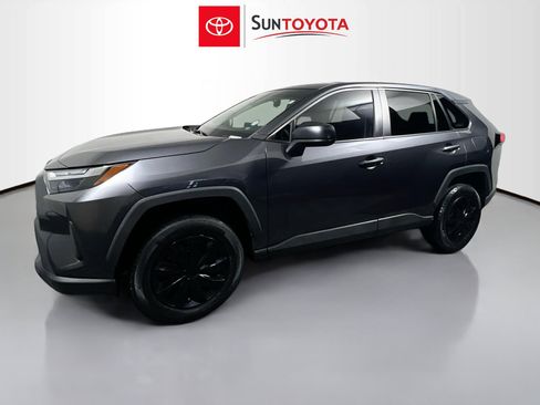 Used 2023 Toyota RAV4 LE image 9