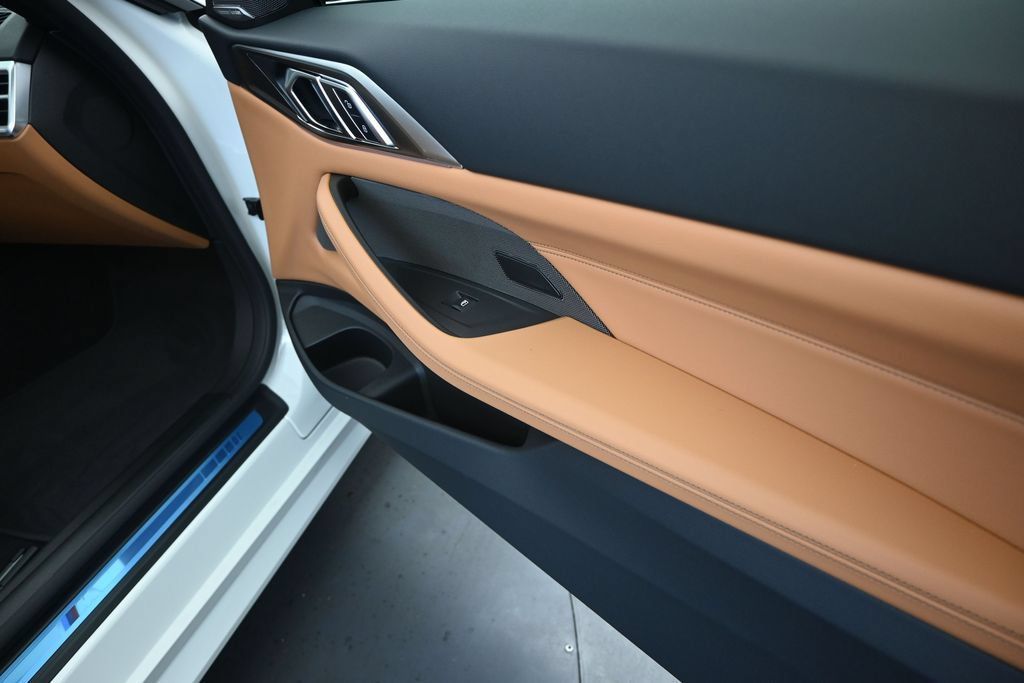 New 2027 BMW 430i Coupe w/ M Sport Package RWD image 21