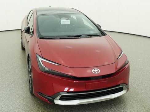 New 2026 Toyota Prius Plug-In Hybrid FWD image 14