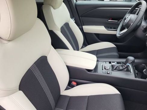 New 2026 MAZDA CX-50 AWD 2.5 S w/ Preferred Pkg image 12