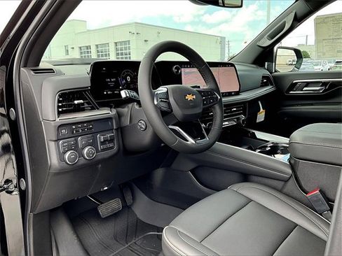 New 2025 Chevrolet Tahoe Premier w/ Sun And Tow Package image 8