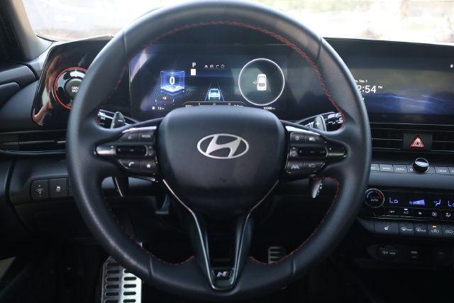 Used 2025 Hyundai Elantra N Line FWD image 13