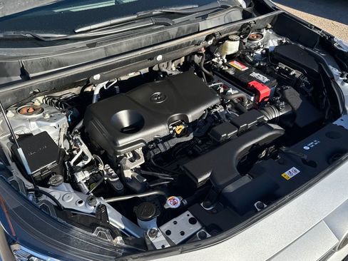 Used 2021 Toyota RAV4 XLE image 42