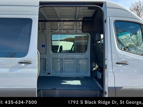 Certified 2025 Mercedes-Benz Sprinter 2500 image 19