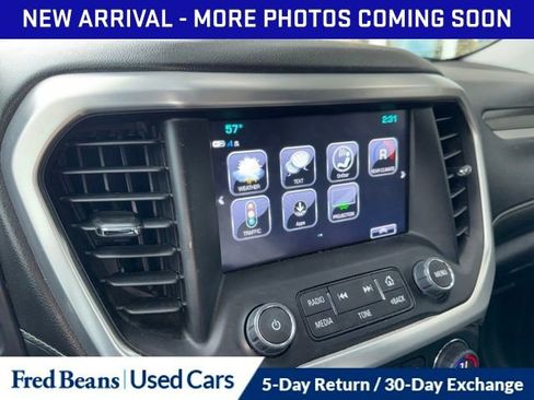 Used 2018 GMC Acadia SLT FWD image 13