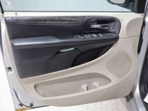 Used 2012 Dodge Grand Caravan Crew w/ Crew Value Pkg FWD image 13