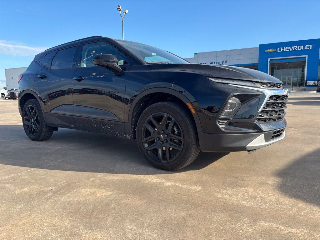 Used 2024 Chevrolet Blazer LT w/ Convenience Package FWD image 1