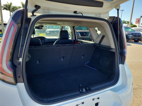 Used 2023 Kia Soul GT-Line w/ GT-Line Technology Package image 13