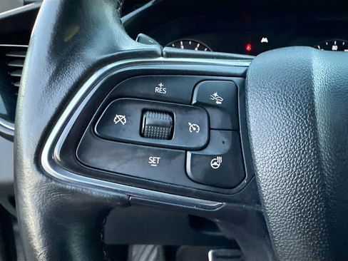 Used 2023 Buick Envision Preferred image 9