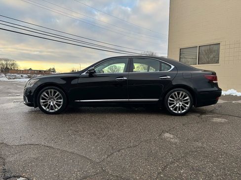 Used 2016 Lexus LS 460 AWD image 5