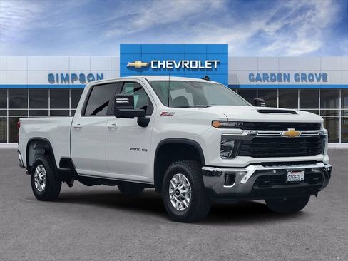Used 2026 Chevrolet Silverado 2500 LT w/ All Star Edition AWD/4WD image 1