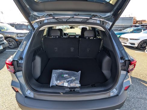 New 2026 Ford Escape PHEV image 8