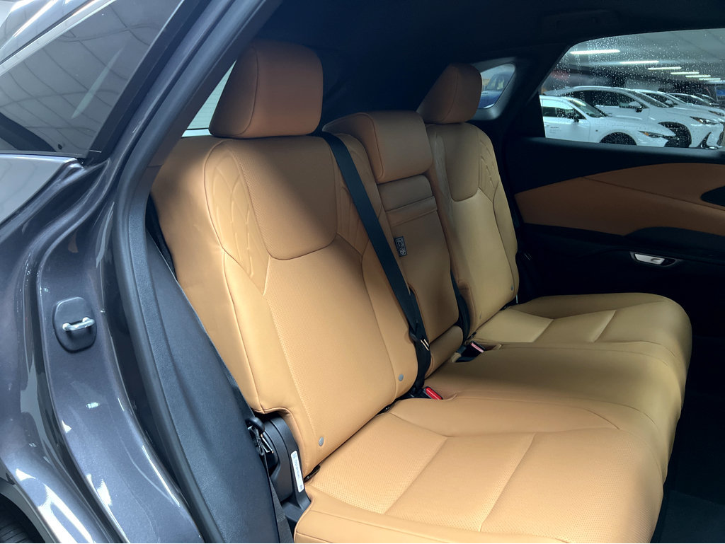 New 2026 Lexus RX 350h AWD/4WD image 23