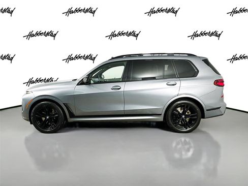 Used 2025 BMW X7 M60i w/ Executive Package image 8
