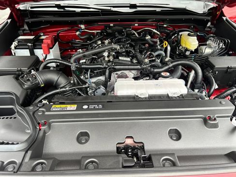 New 2026 Toyota 4Runner SR5 AWD/4WD image 25