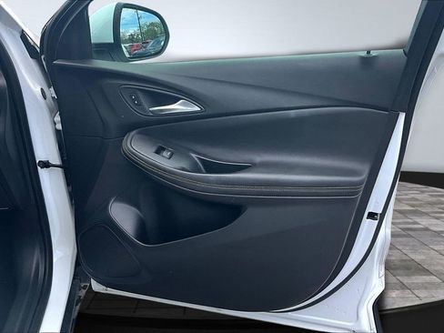 Used 2025 Buick Encore GX Preferred image 28