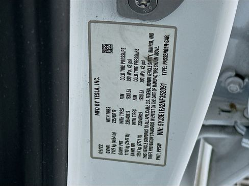 Used 2022 Tesla Model 3 RWD image 12