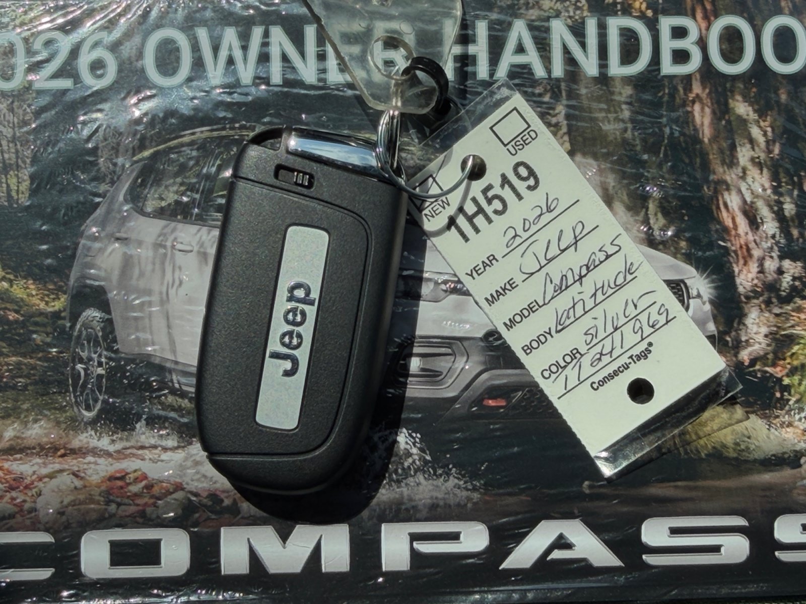 New 2026 Jeep Compass Latitude AWD/4WD image 50