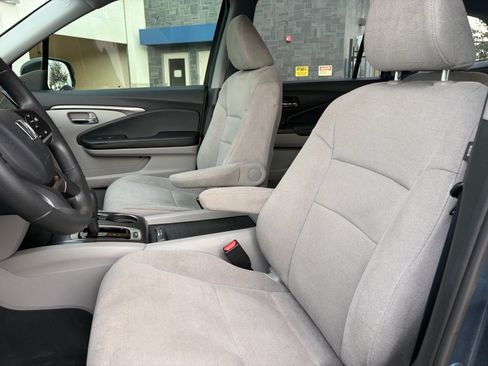 Used 2020 Honda Pilot EX image 14