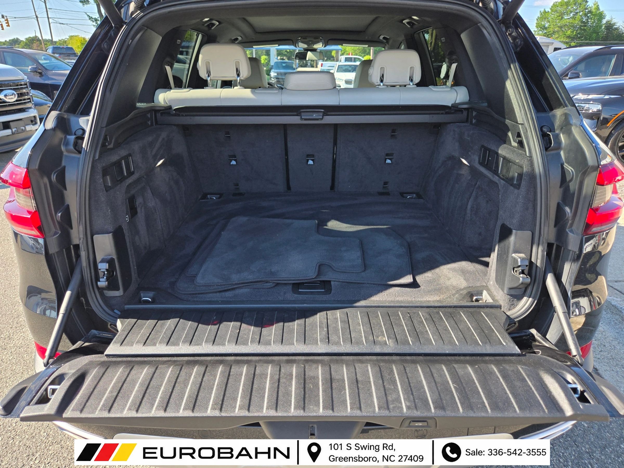Used 2019 BMW X5 xDrive40i w/ Premium Package 2 AWD/4WD image 35