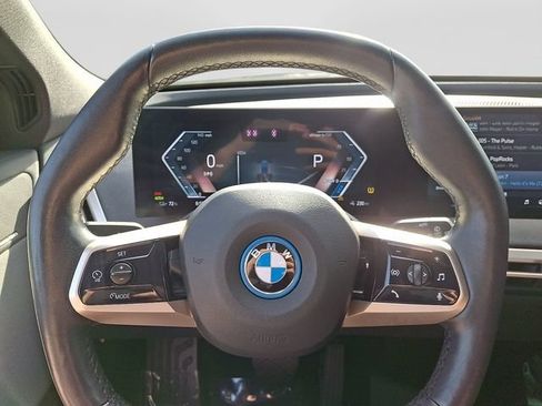 Used 2024 BMW iX xDrive50 w/ Sport Package AWD/4WD image 23