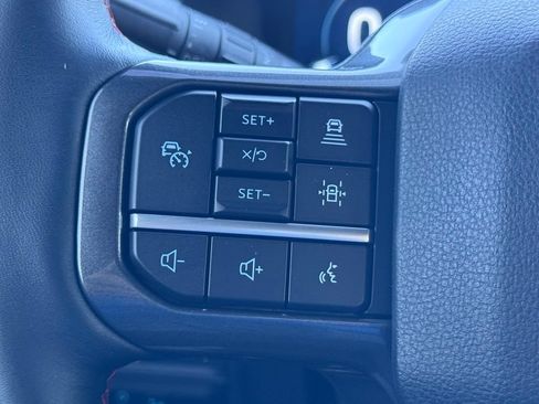 Used 2024 Ford Expedition Limited RWD image 9