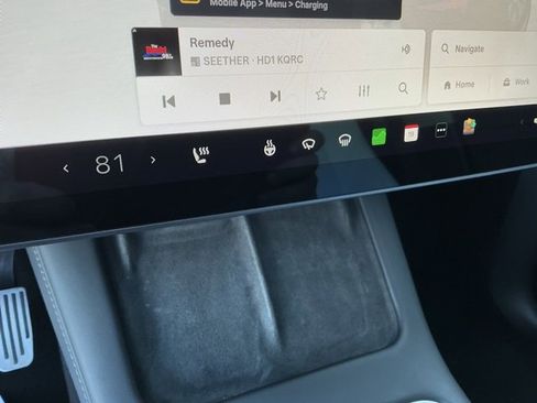 Used 2023 Tesla Model Y Long Range image 23