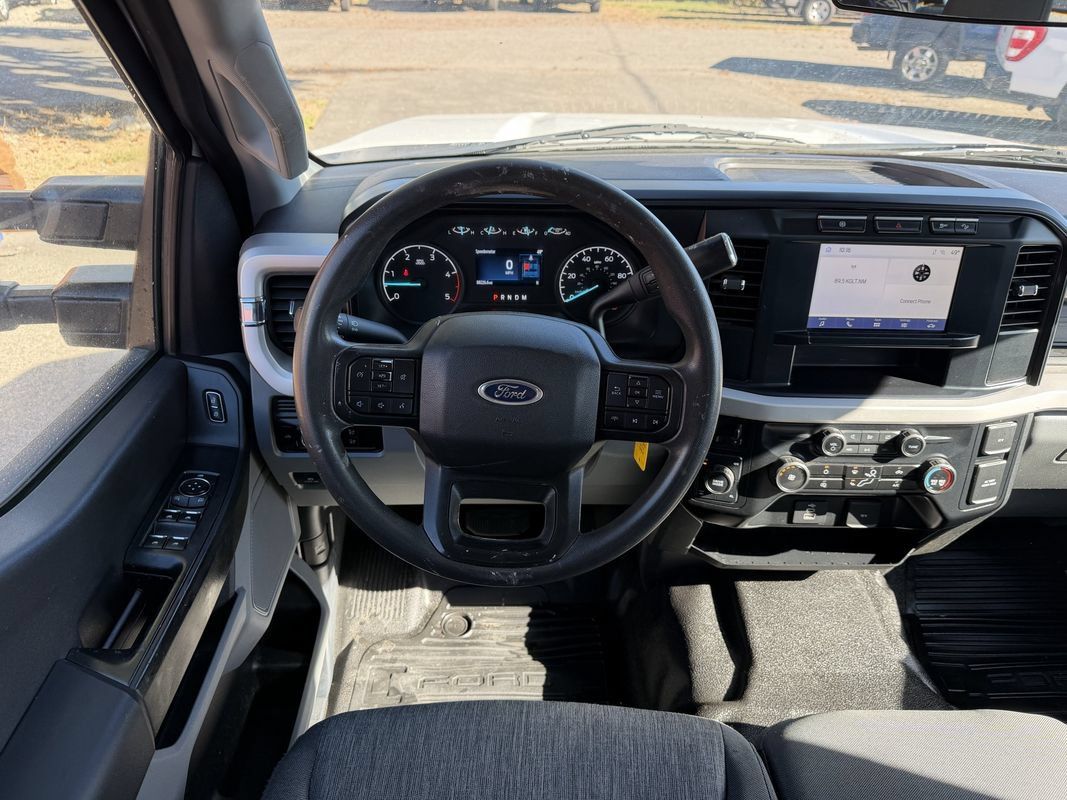 Used 2024 Ford F250 XL AWD/4WD image 12
